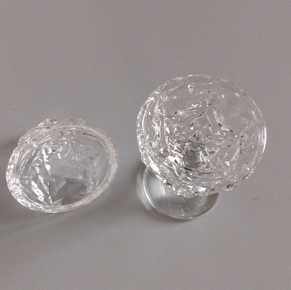 Mini Vintage Crystal Bowl - Picture 5 of 5